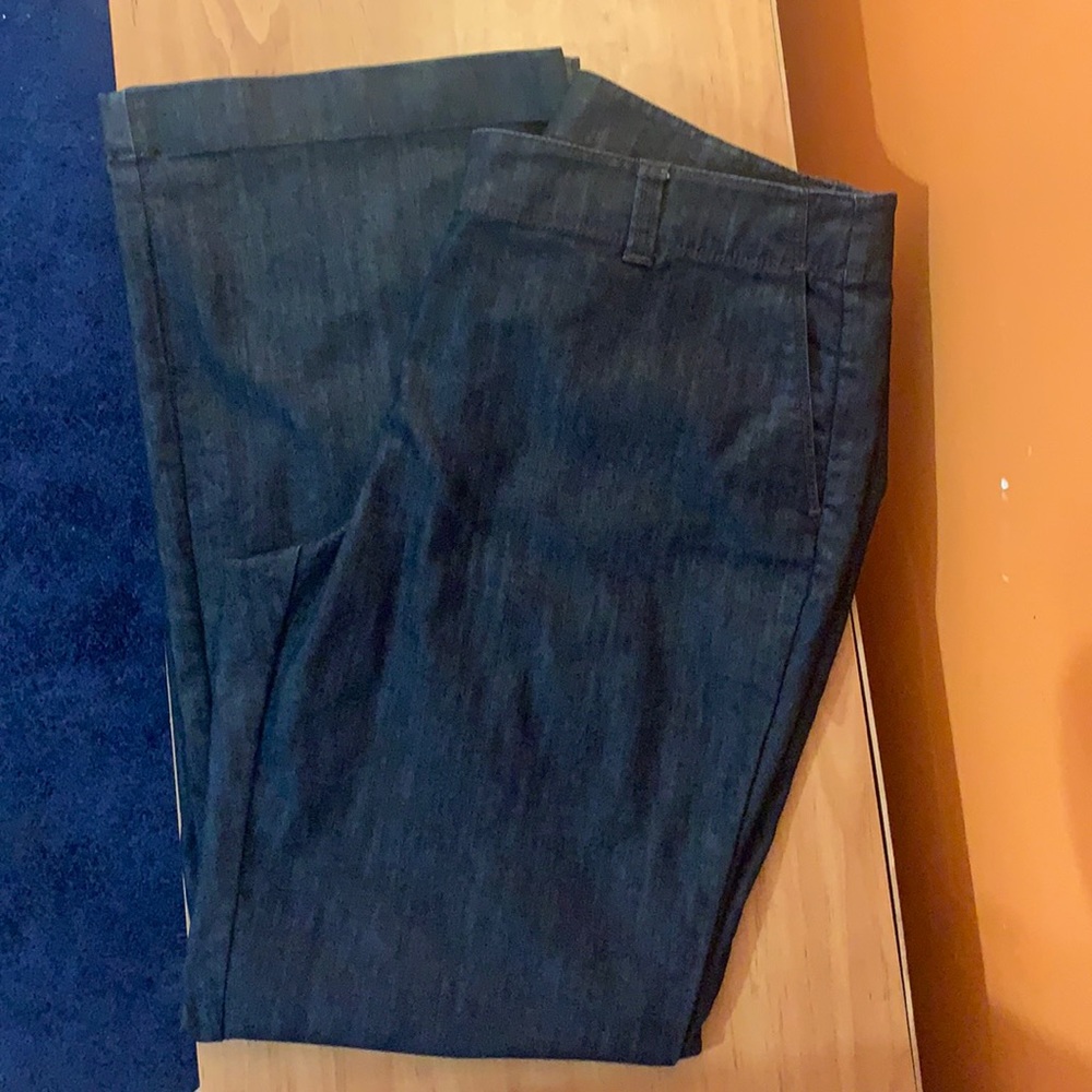 Ann Taylor Signature fit wide leg jeans
